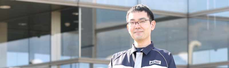 451A5373_prof.jpg