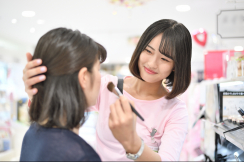 信頼されるビューティアドバイザーを目指して。