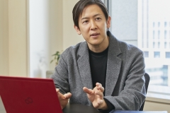 投資銀行・事業投資のプロとして、銀行としての役割期待を変えながら社会課題の解決に挑み、世界の進化に貢献する。