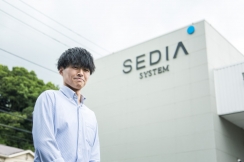 営業として大切なのは、関係性づくり。専門商社ならではの環境で、自分を磨きたい。