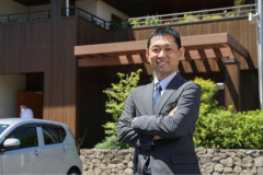 自ら設計したスウェーデンハウスの家。 最高の住み心地を仕事に活かしていきたい