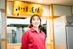 新入社員に寄り添い、励ます教育担当として、後輩の道を照らす存在になりたい。