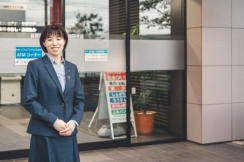 部下から信頼される営業課長として、日々充実した働きぶりを見せていく。