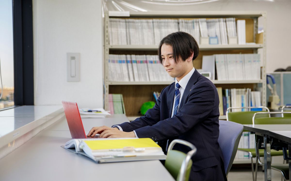 shinnihon-c-st03-05.jpg