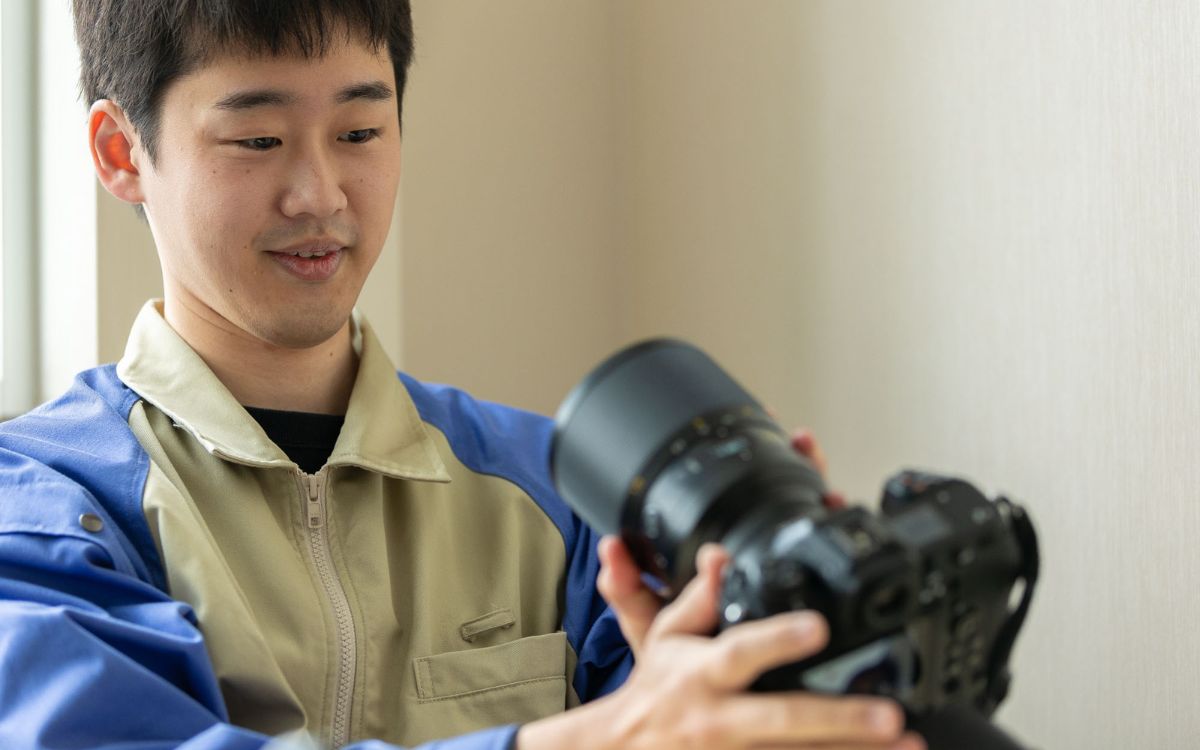 nikon-st01-06.jpg